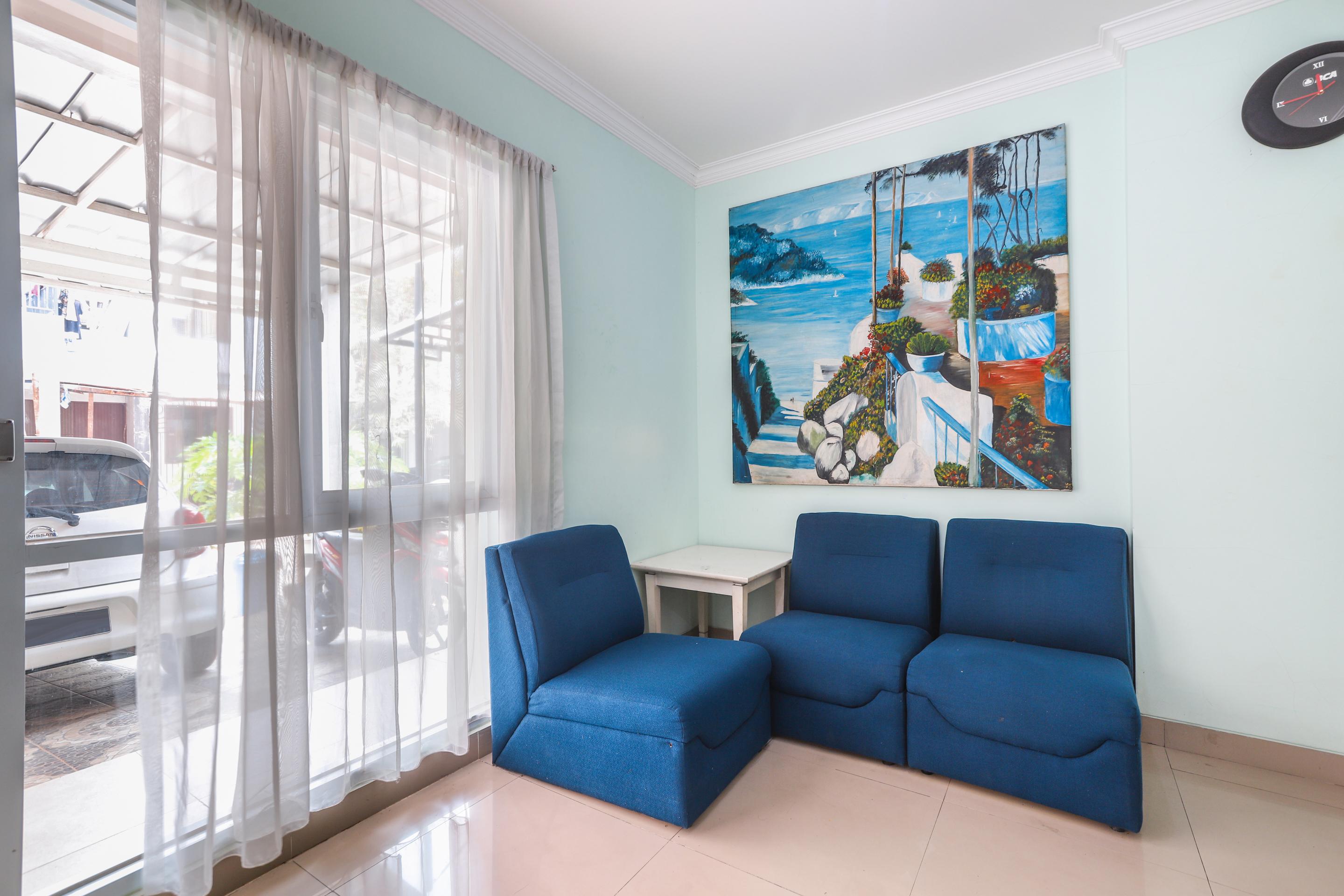 Oyo 1551 Studento Guest House Тангеранг Екстериор снимка