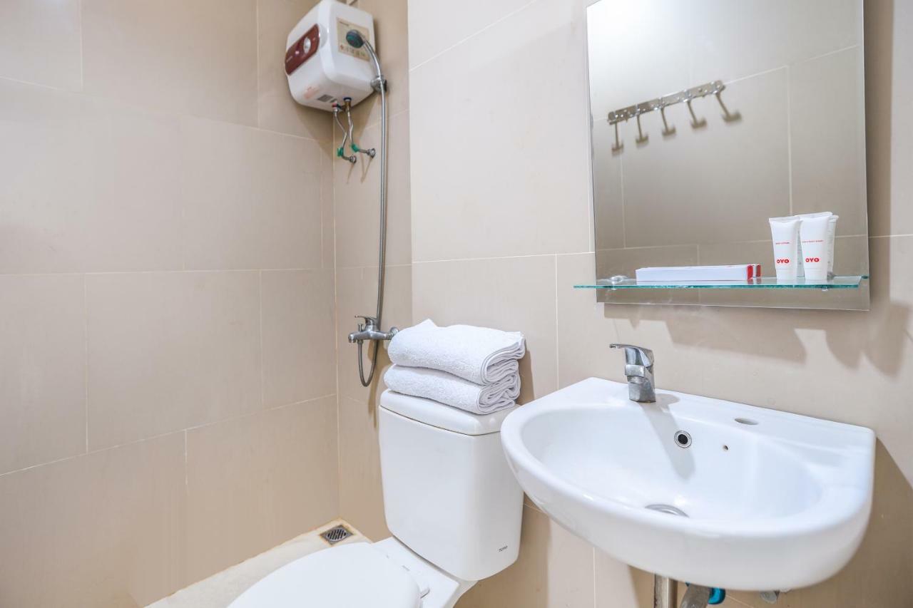 Oyo 1551 Studento Guest House Тангеранг Екстериор снимка