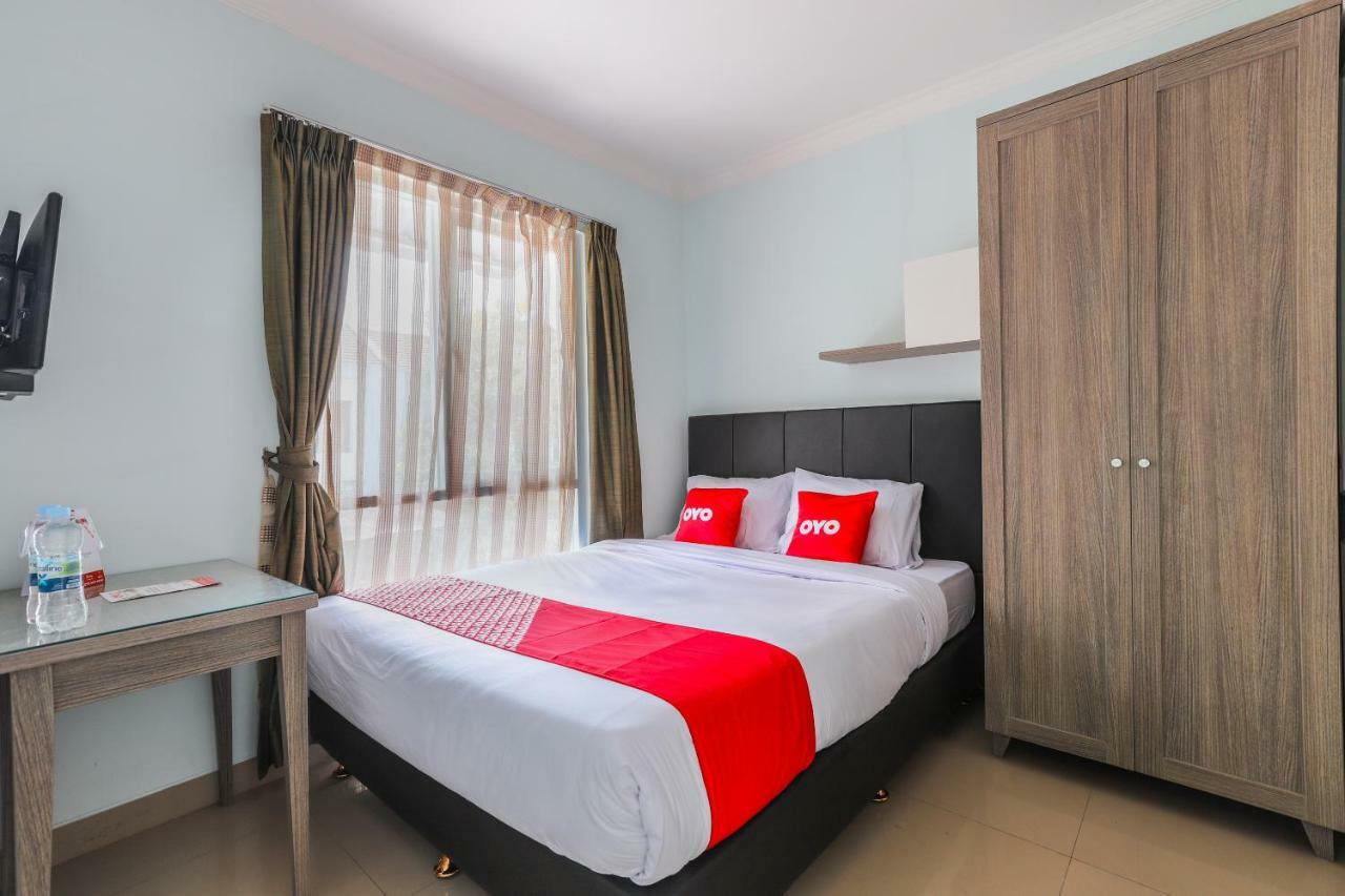 Oyo 1551 Studento Guest House Тангеранг Екстериор снимка
